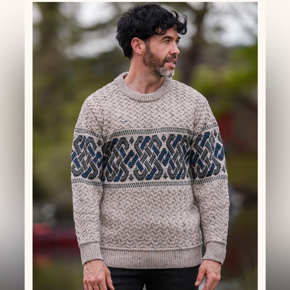 Aran Sweater Market - Merino Jacquard Crew Neck Sweater